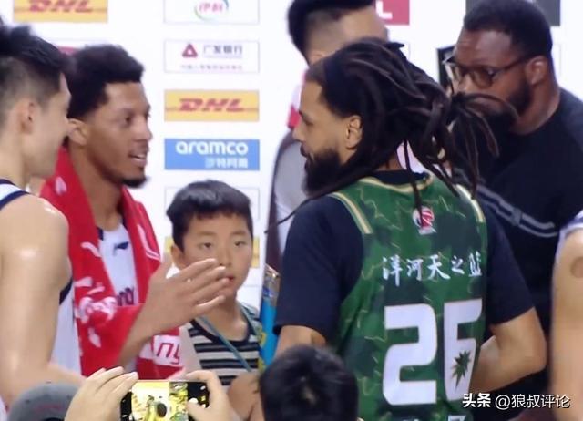 华体会在线开户网址-说唱歌手科尔CBA首秀5中0引热议!媒体人:这也是他的人生时刻