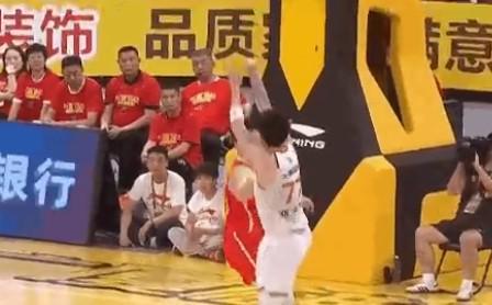 华体会hth在哪里注册-正负值-20全场最低,张镇麟总决赛15连胜纪录遭终结